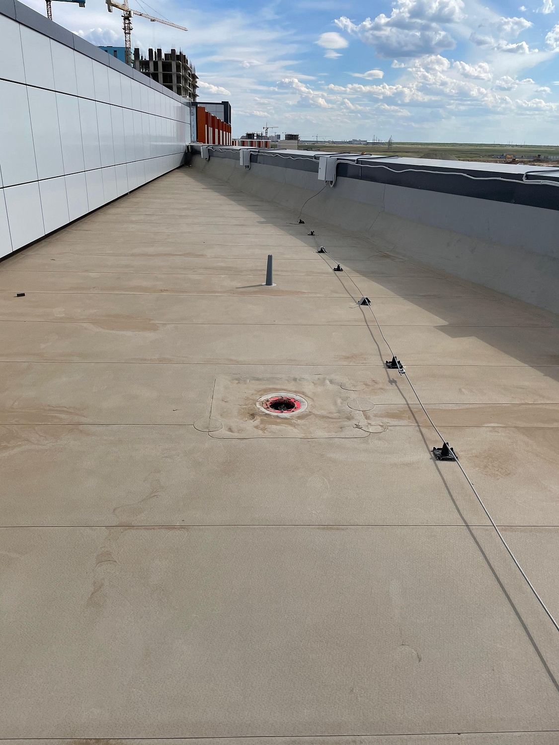 Кровельное покрытие легкоатлетического комплекса «Казахстан»