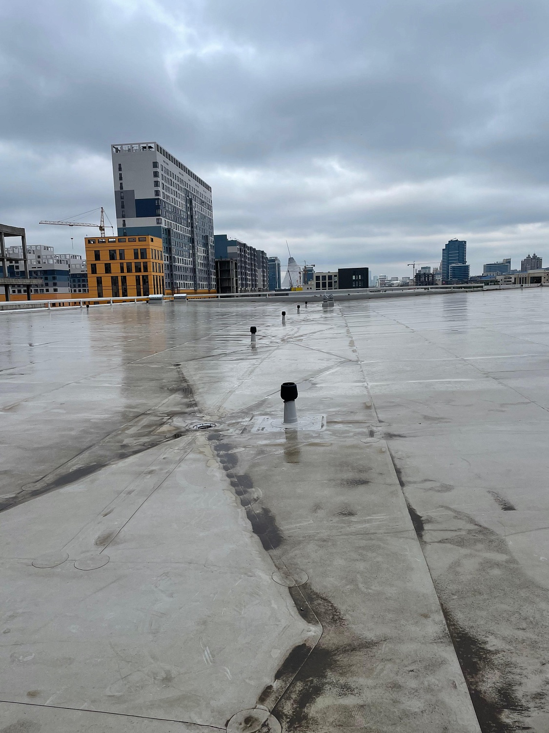 Автоцентр KIA — кровля, спустя 5 лет эксплуатации