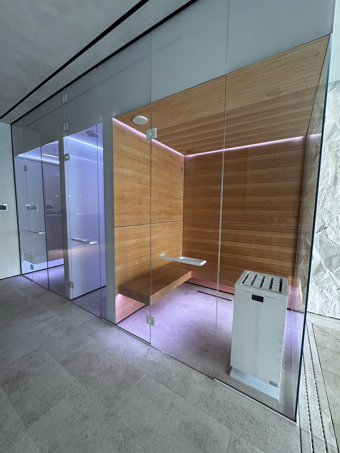 Бассейн в частной вилле