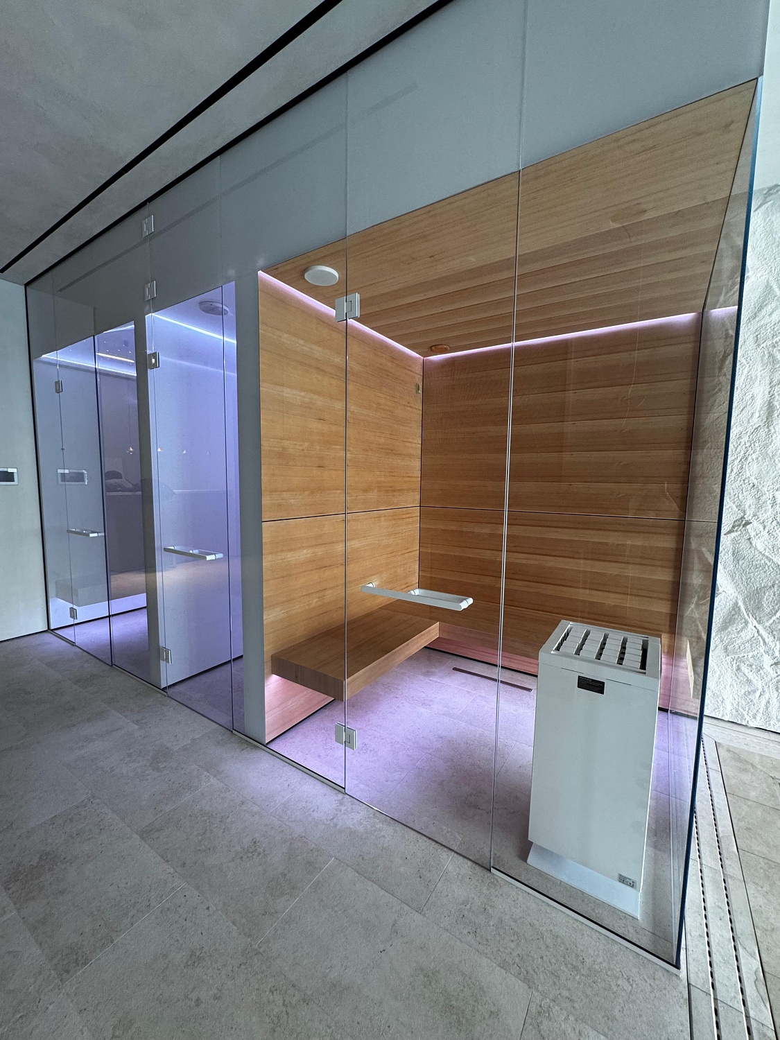 Бассейн в частной вилле