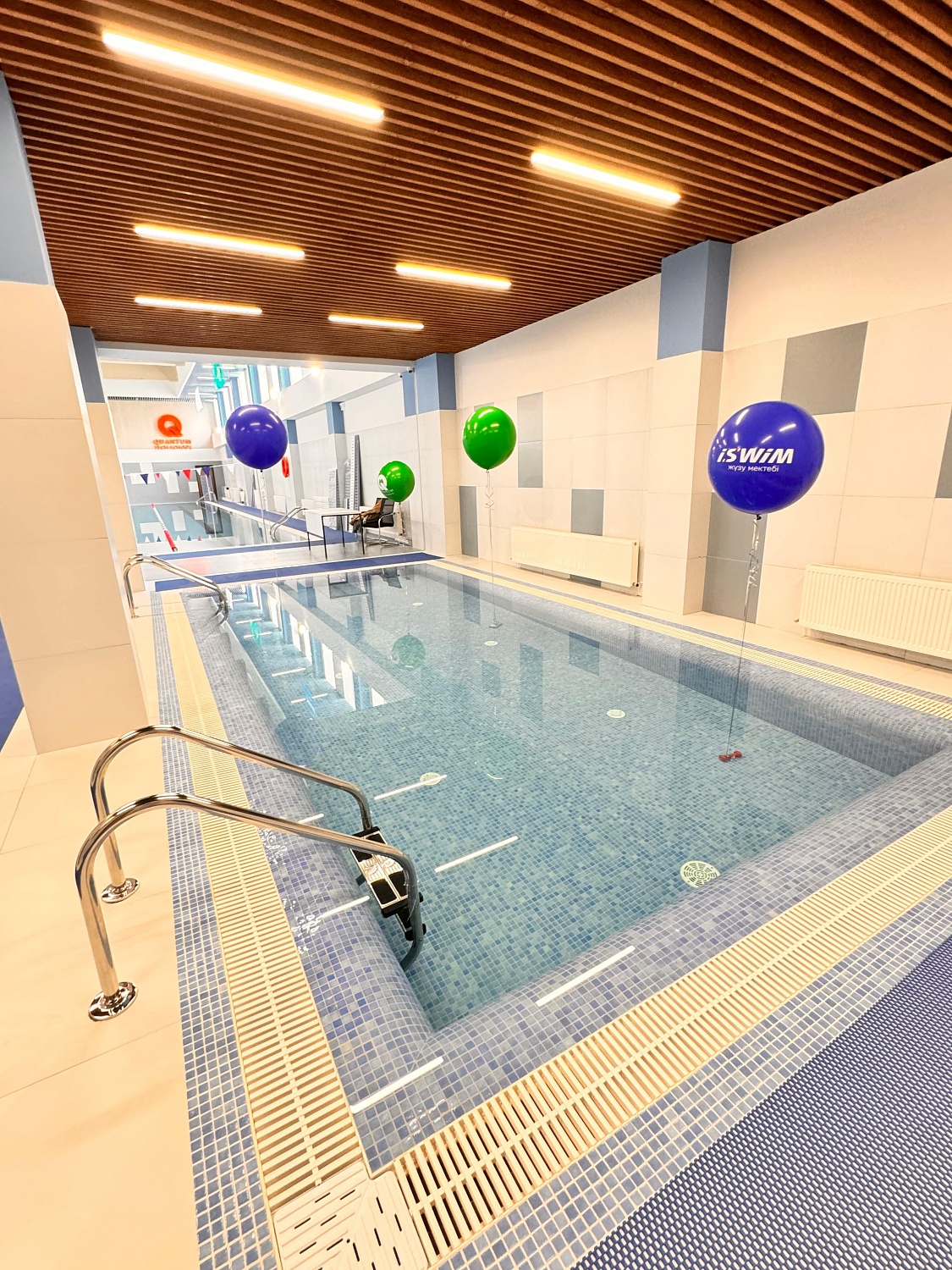 Бассейн в Quantum Tech School, г.Астана