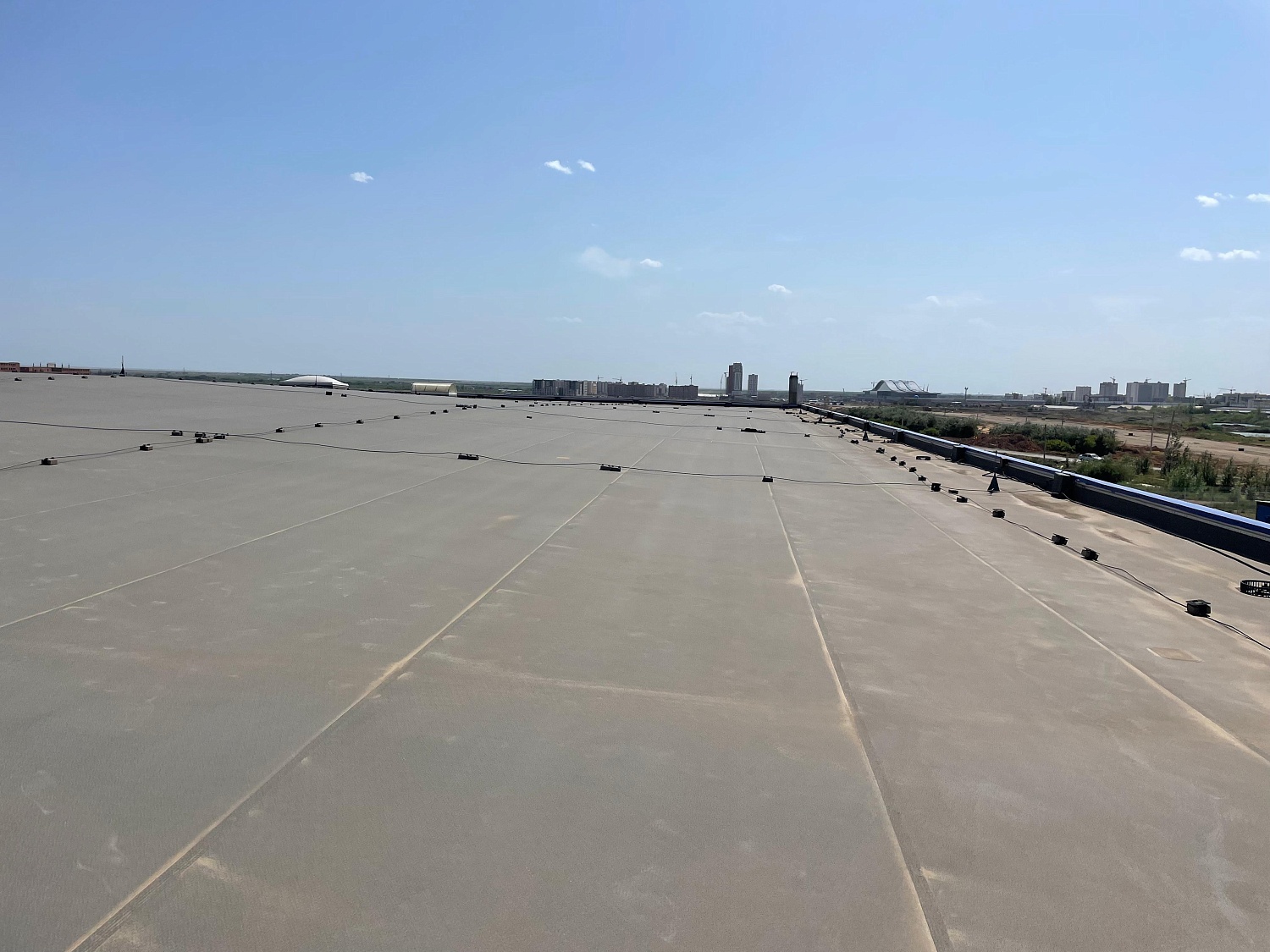 Метро, Карагандинская трасса, г.Астана — кровле более 17 лет