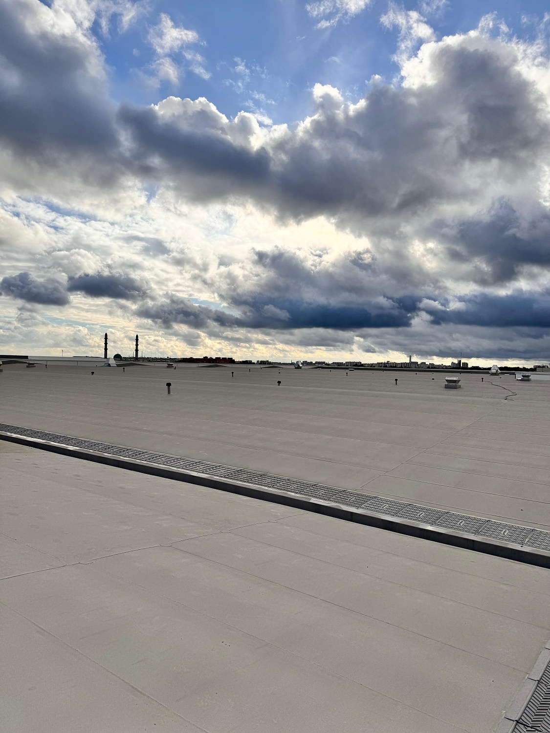 Кровля складов, Карагандинская трасса