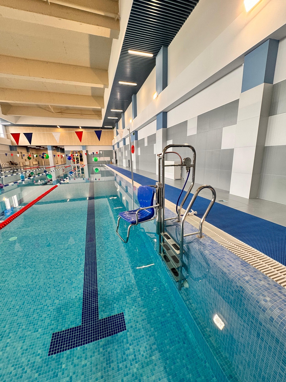 Бассейн в Quantum Tech School, г.Астана