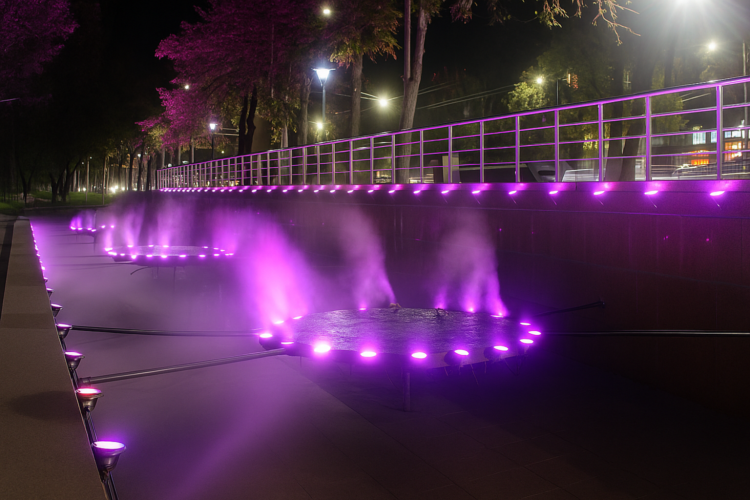 Фонтан на пересечении ул. Абая и ул. Масанчи, г.Алматы